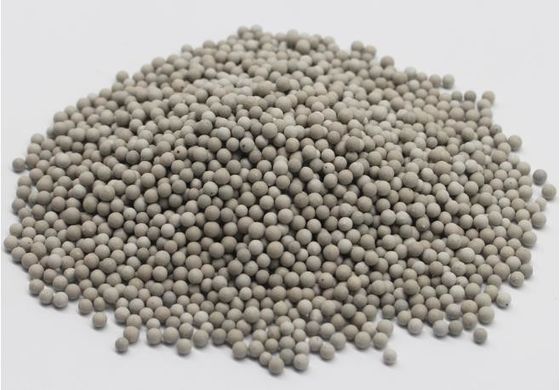 Boules en céramique inertes d'oxyde d'aluminium de soutien pour le gaz naturel 1300-1400 Kg/M3