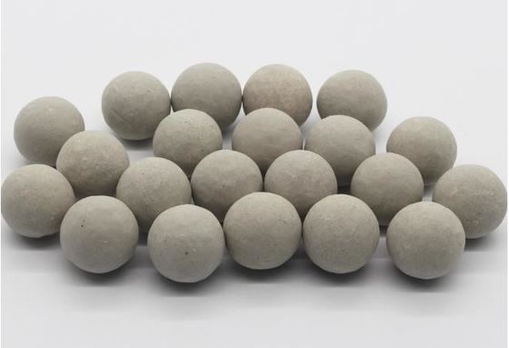 Boules en céramique inertes d'oxyde d'aluminium de soutien pour le gaz naturel 1300-1400 Kg/M3