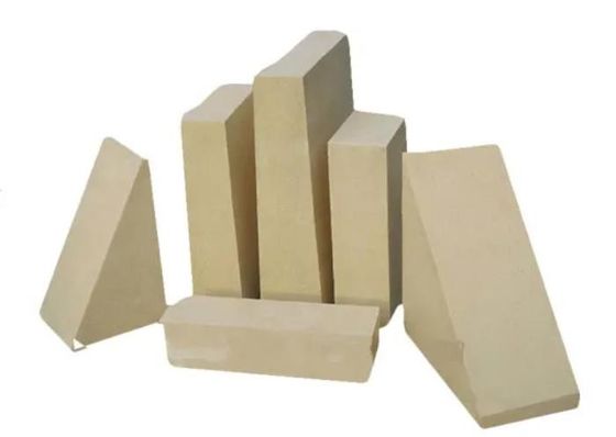 Brique faite sur commande d'isolation de mullite à hautes températures pour le souffle et le four en verre